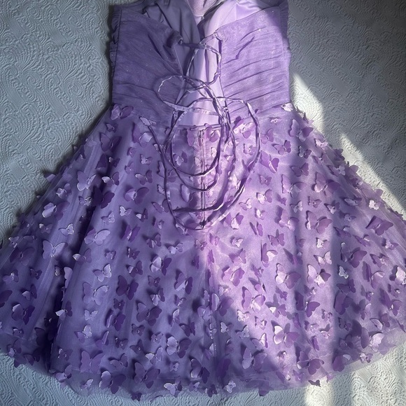 Elegant Purple Strapless Dress - Picture 5 of 10